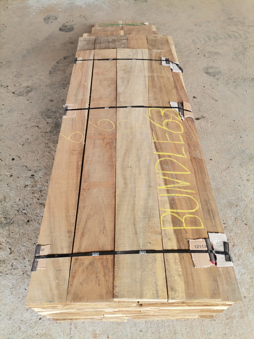 Lumber Bundle C1906344pcs5/4Parota Premium Wood Slabs
