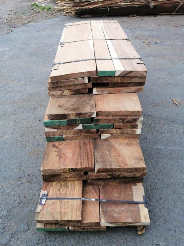 Lumber Bundle C1908236pcs8/4Parota Premium Wood Slabs
