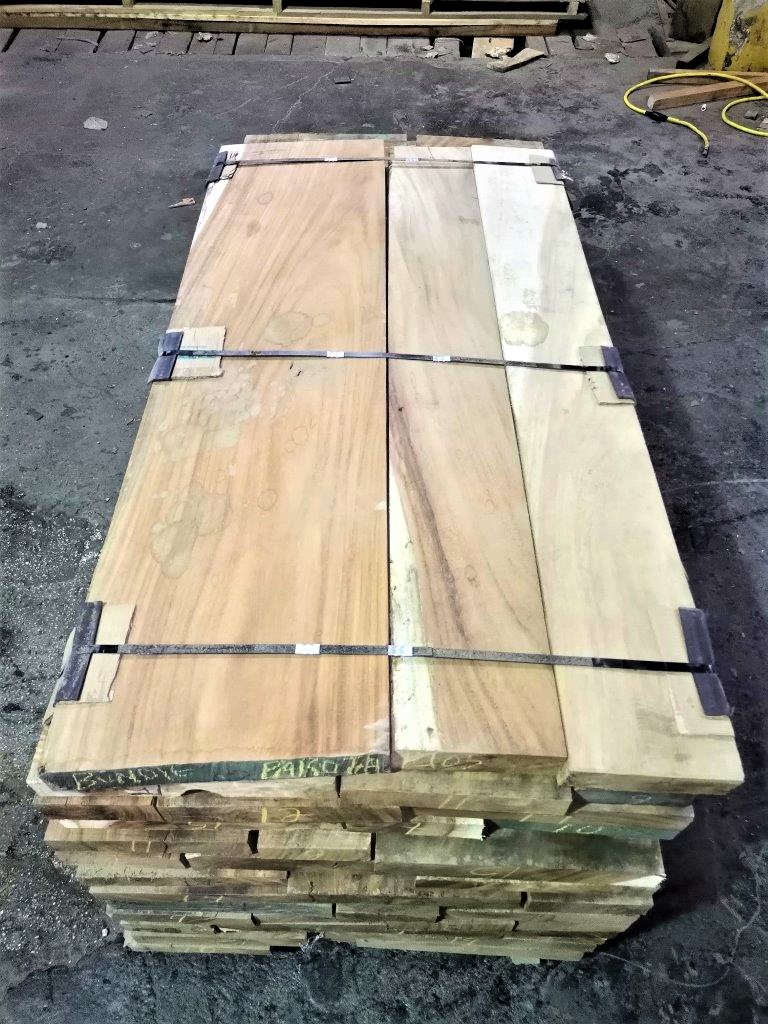 Lumber Bundle C1910543pcs8/4Parota Premium Wood Slabs
